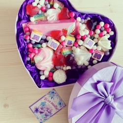 №7098 - Небольшие коробочки со сладостями и цветами